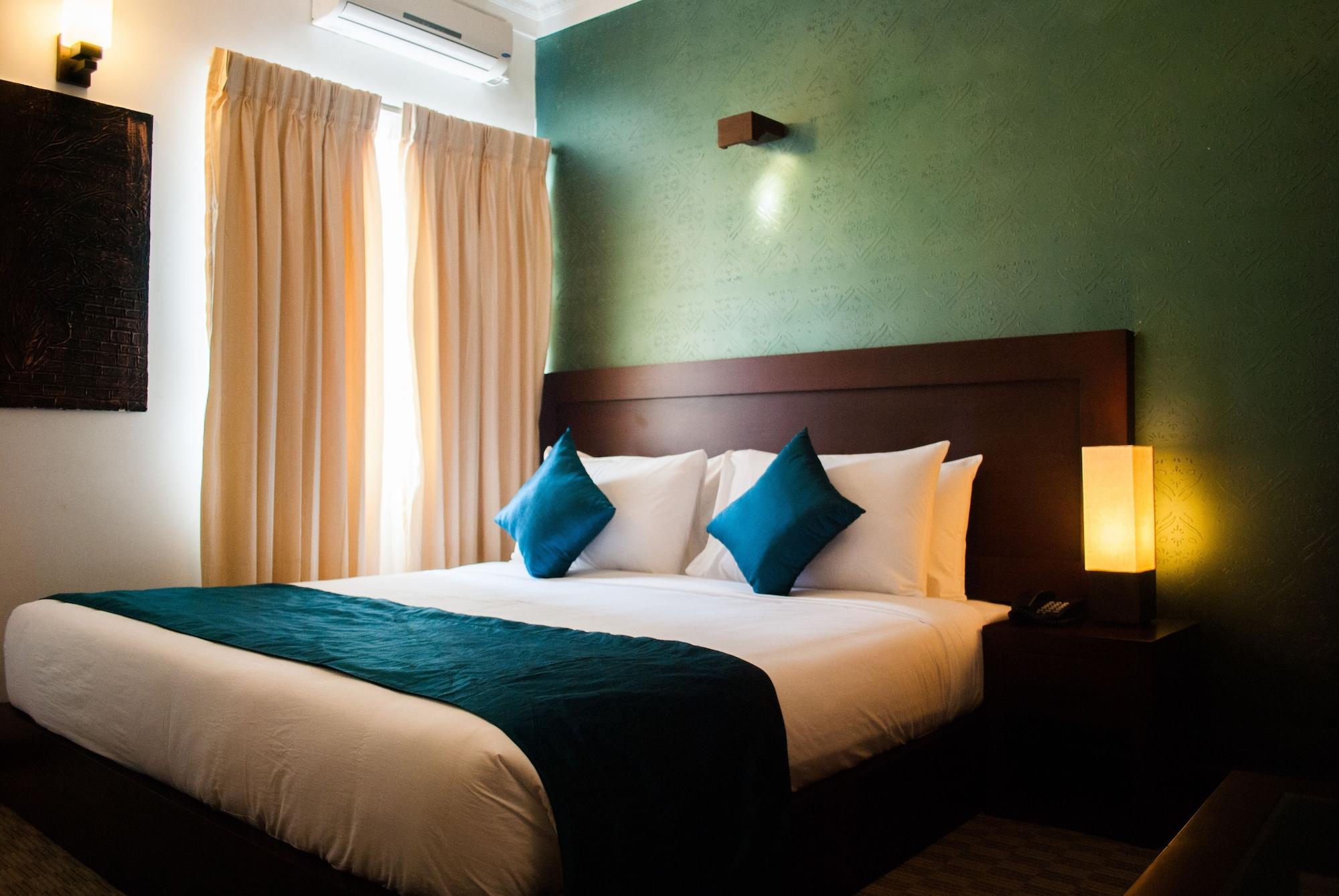 Ceylon City Hotel,Colombo Esterno foto